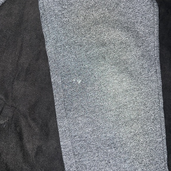 CAT & JACK KID BOY YOUTH CHARCOAL GRAY JOGGER SWEATPANTS - Picture 3 of 4